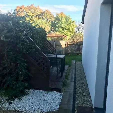Bezauberndes Gaestehaus Mit Terrasse * Nuremberg