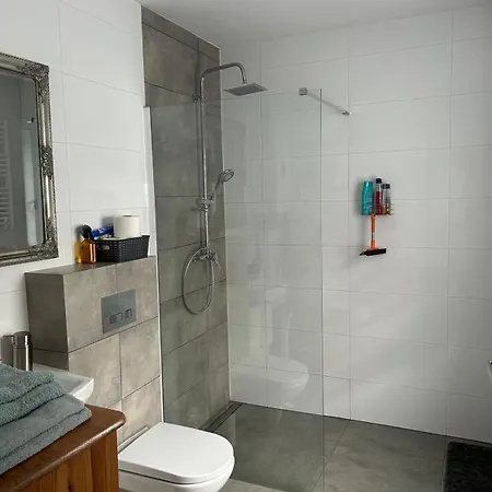 Bezauberndes Gaestehaus Mit Terrasse Apartman *