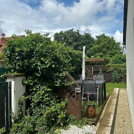 Bezauberndes Gaestehaus Mit Terrasse Nuremberg